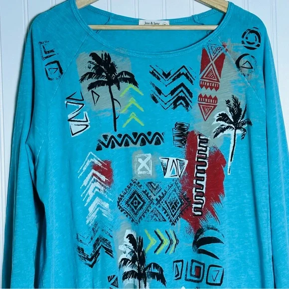Jess & Jane Women's Blue Graphic Top Tunic Side Pockets Size XL Relax Fit Casual - Picture 4 of 9